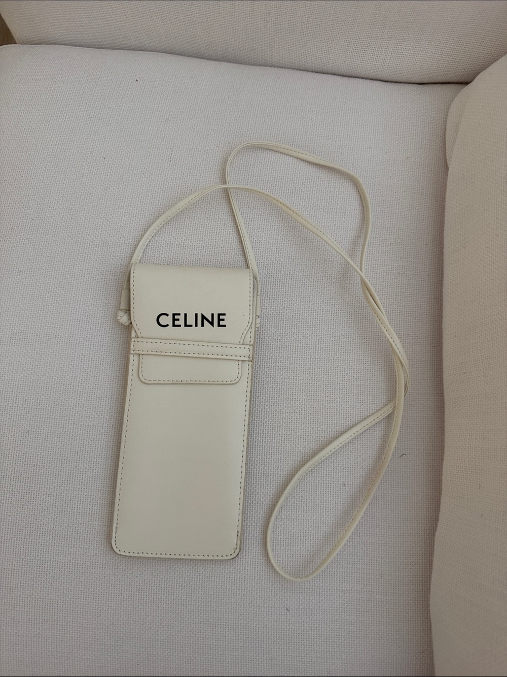 Celine phone holder - Picture 3 of 5